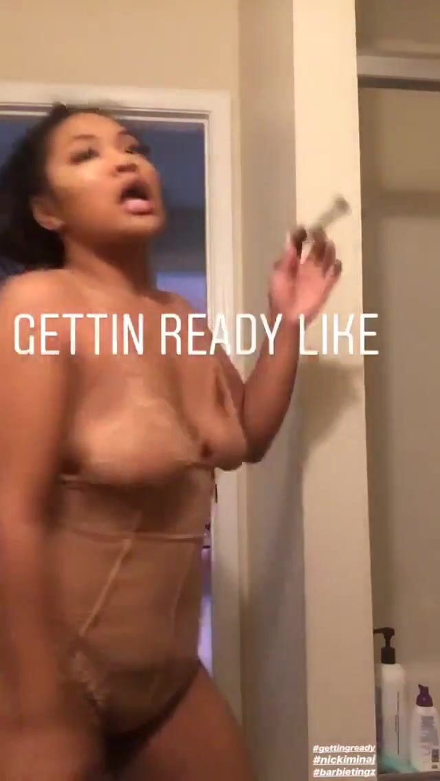 Twerking In The Bathroom Porn Video Nekyda