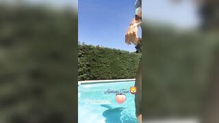 Butt: Bikini ass at the pool