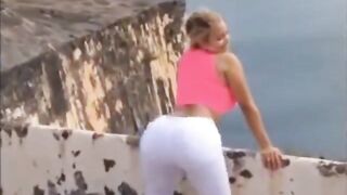 Large Butts: Jessica Kylie