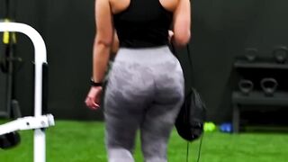 Large Butts: Gym Pawg...