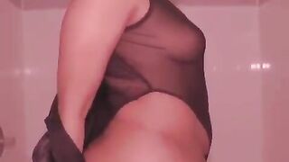Large Dark Butt: Ms Overload