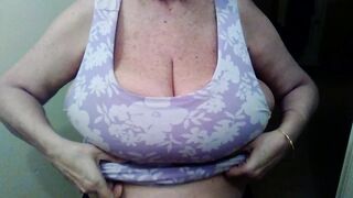 Large Boobs Gone Wild: My 1st titty drop. You're welcome. ??