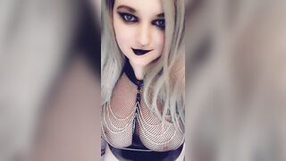 If you're edging and wanting to finish..... watch this. I want you to come in 3...2.. - Big Tiddy Goth Girls