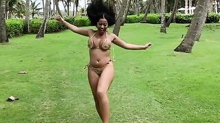 Large Breasts in Bikinis: Passion