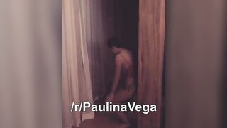 paulina Vega dancing in her room