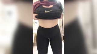 Butt vs. Boobs: I gotta the gym and couldn't remember if this day was vagina day or titty day? ??????