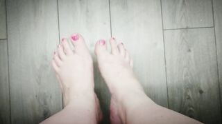 Some of you asked to see my toes ??????