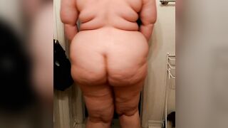 Watch me throw it back. Be gentle, it's my first attempt at twerking. ?? - Big Beautiful Women
