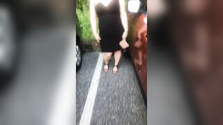 BBW and Fat Ladies: Quick flash outside the restaurant