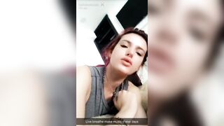 Bella Thorne: She can't live without to tease