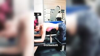Bella Thorne: Working out