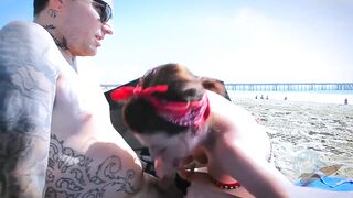A good mouthful on the public beach - Better Blowjobs